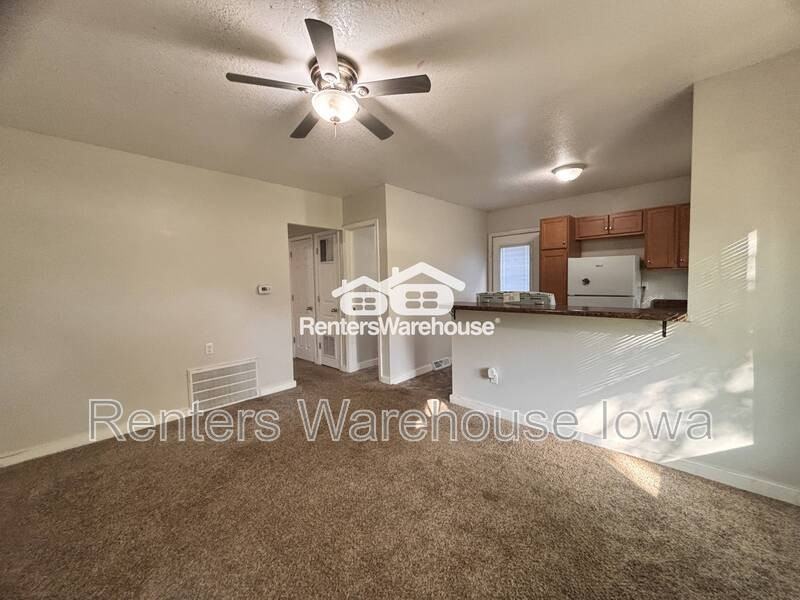 904 Luster Ln #4 - Photo 5 of 9