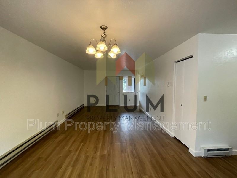 1957 S 8th St W #A - Photo 7 of 17