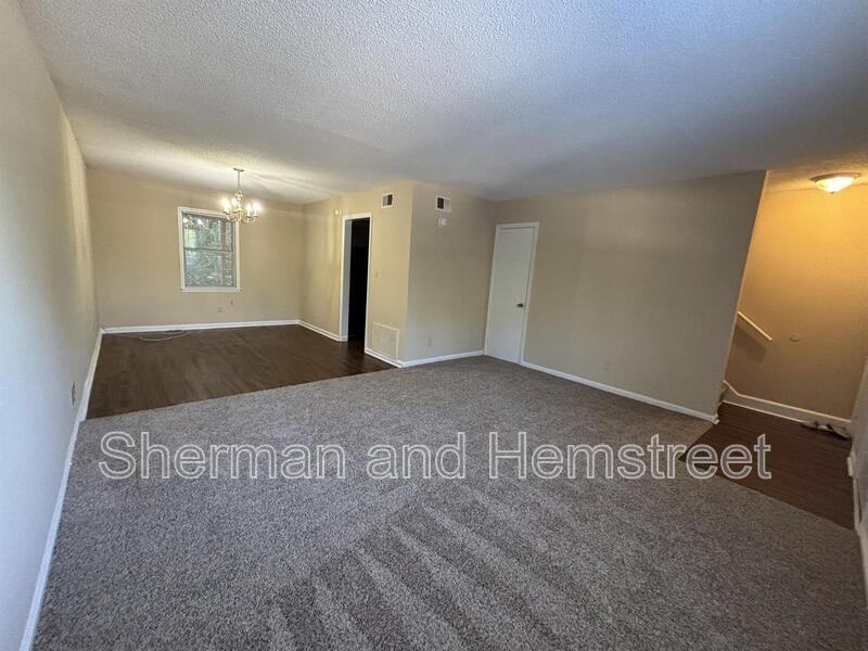 2738 Blount Ave #4 - Photo 2 of 13