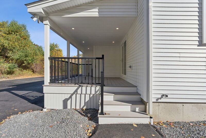 16 Black Smith Rd - Photo 3 of 44