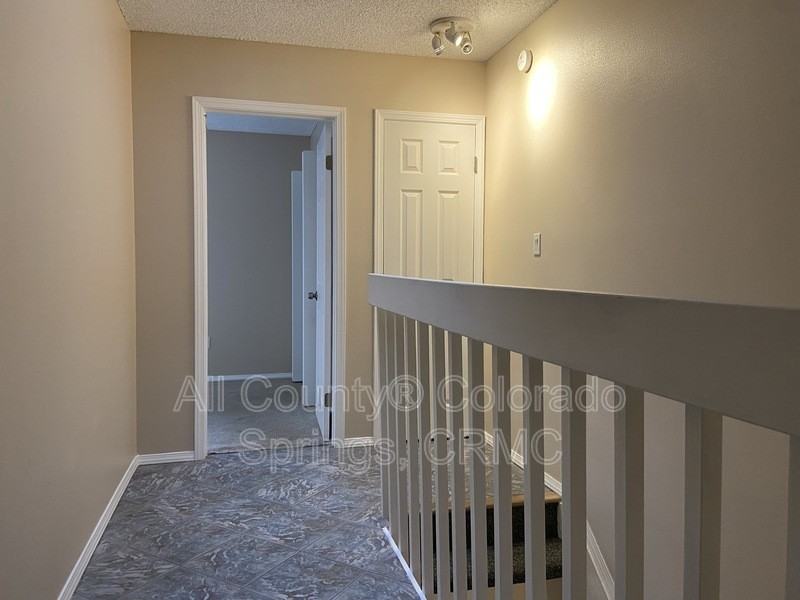 550 Manor Ct #C - Photo 6 of 14