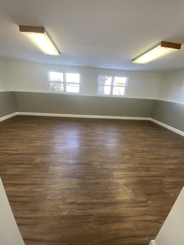 1435 W 19th St - Photo 6 of 13