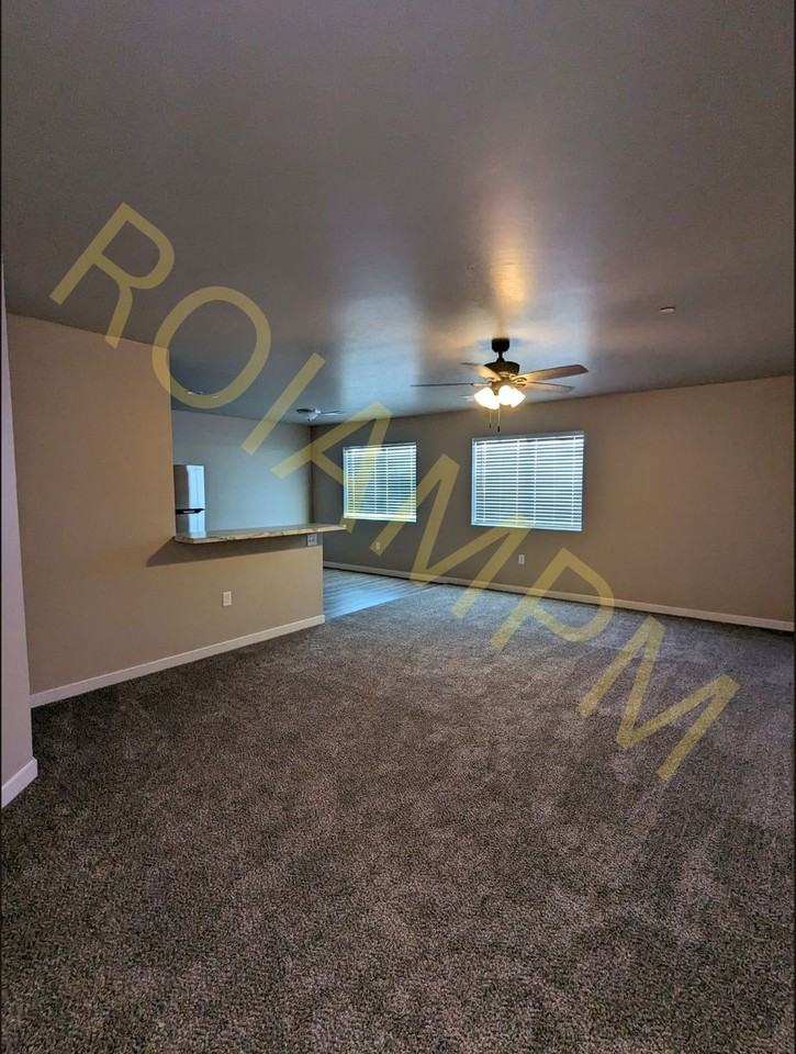 1215 South Eisenhower Street - Photo 2 of 12