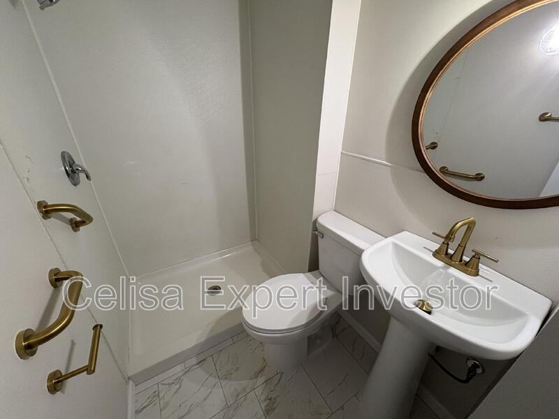 2723 Bowser Ave - Photo 6 of 10