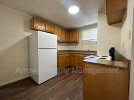 featured image of 609 W 14th St