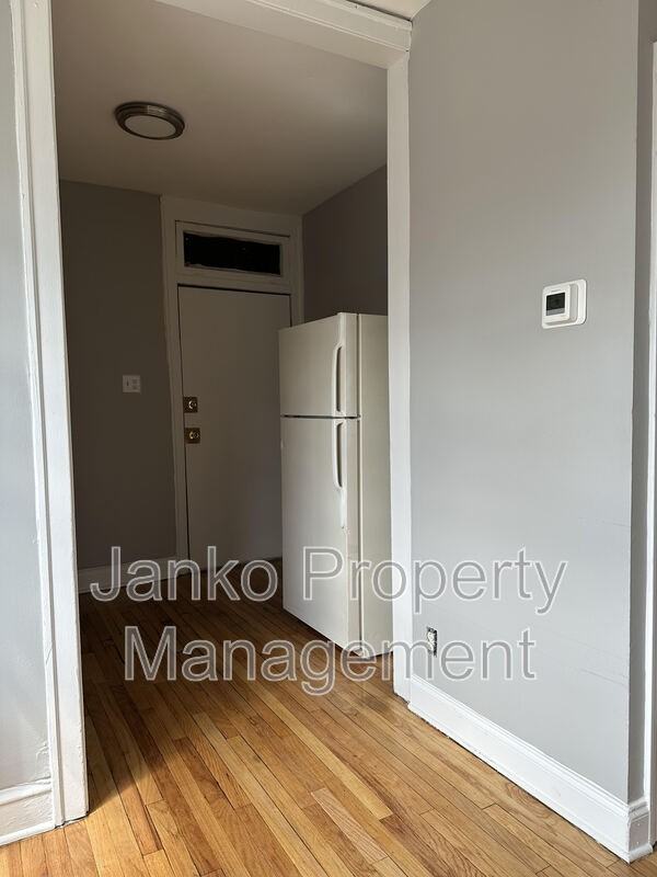 3723 W Grand Ave #2 - Photo 2 of 8