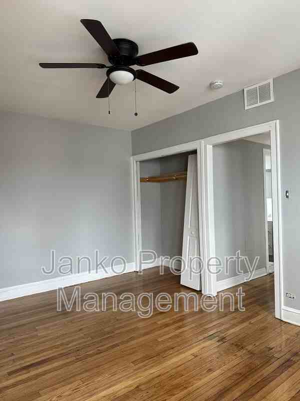 3723 W Grand Ave #2 - Photo 6 of 8