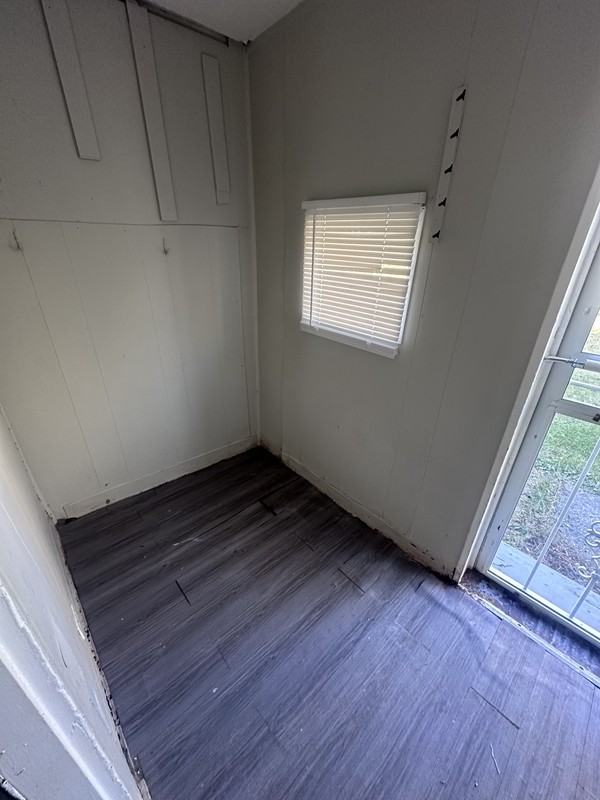 8009 Vineyard Ave - Photo 6 of 18