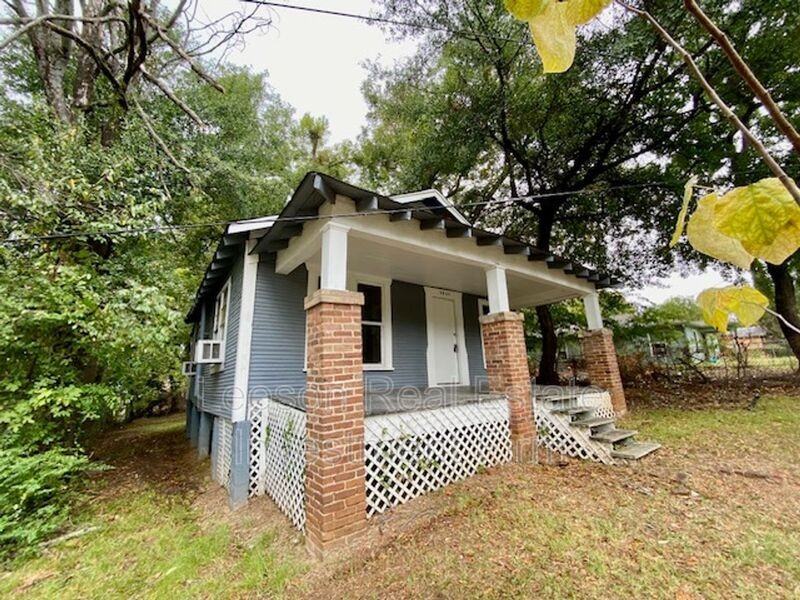 2934 Harp St - Photo 2 of 14