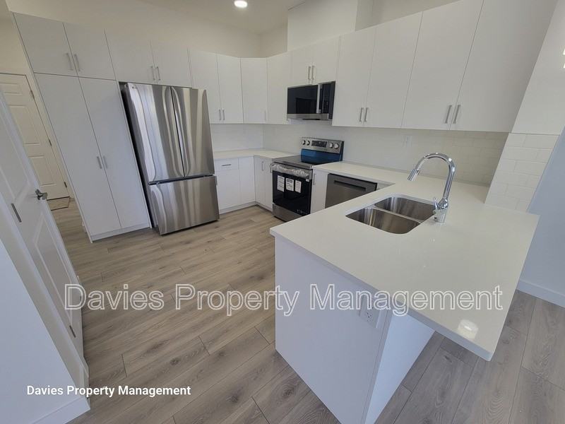 7110 Keswick Common SW #5 - Photo 3 of 17