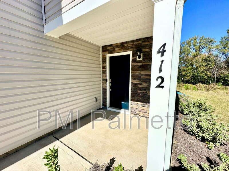 412 Delahays Rd - Photo 4 of 36