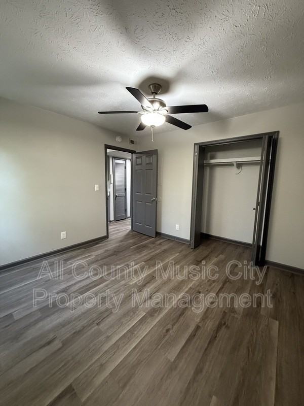 3122 Creekwood Dr - Photo 5 of 12