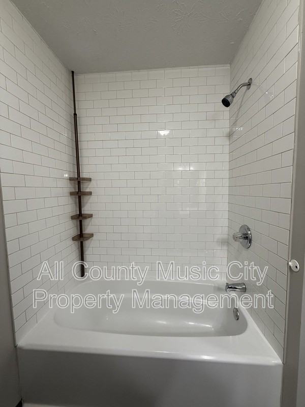 3122 Creekwood Dr - Photo 7 of 12