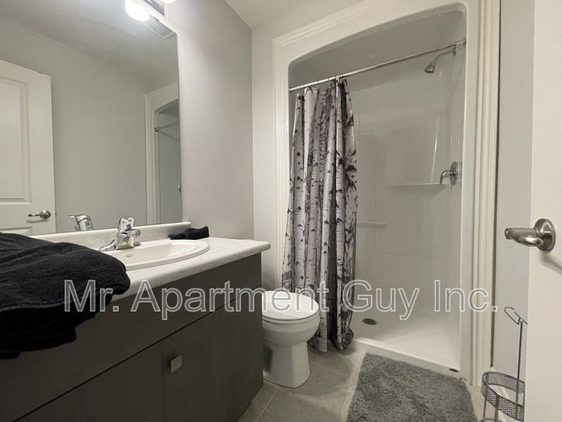 106 Ridge Rd N #2 - Photo 3 of 12