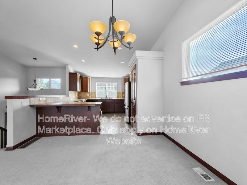 24439 E Autumn Crossing Ave - Photo 4 of 20