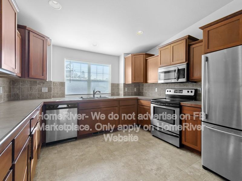 24439 E Autumn Crossing Ave - Photo 6 of 20