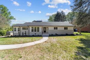 featured image of 3807 W Friendly Ave