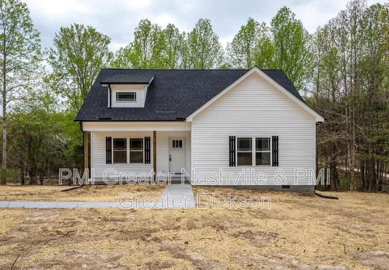 732 Lucas Rd - Photo 2 of 27