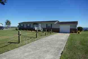144 Edgewater Dr - Photo 1 of 1