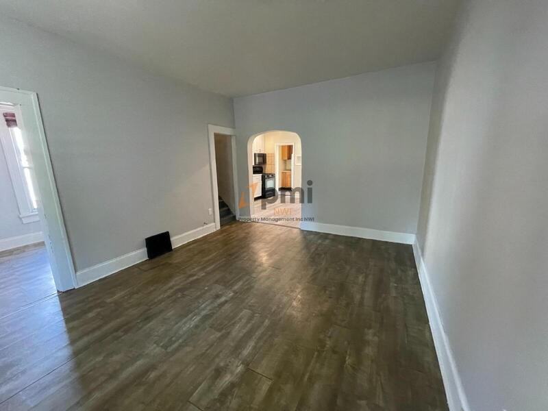 5539 Claude Ave Apt 1st - Photo 3 of 14