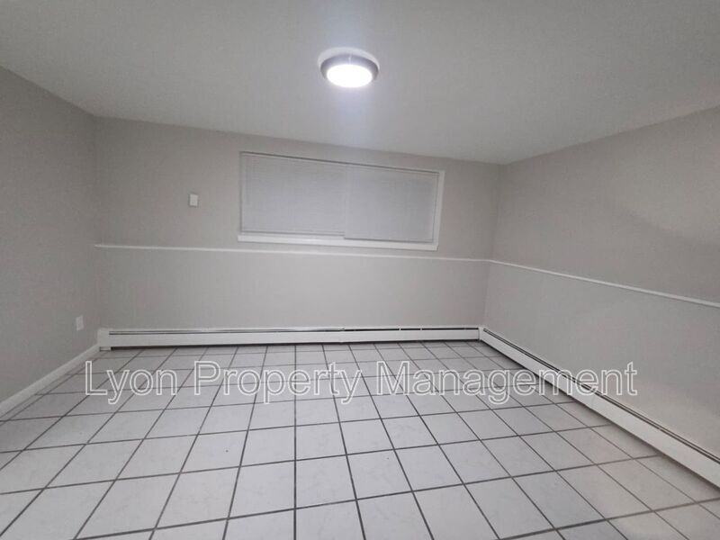 51 Adelaide Ave #BL - Photo 3 of 11