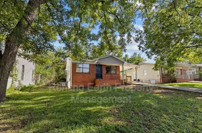 1917 49th Street - Photo 4 of 16