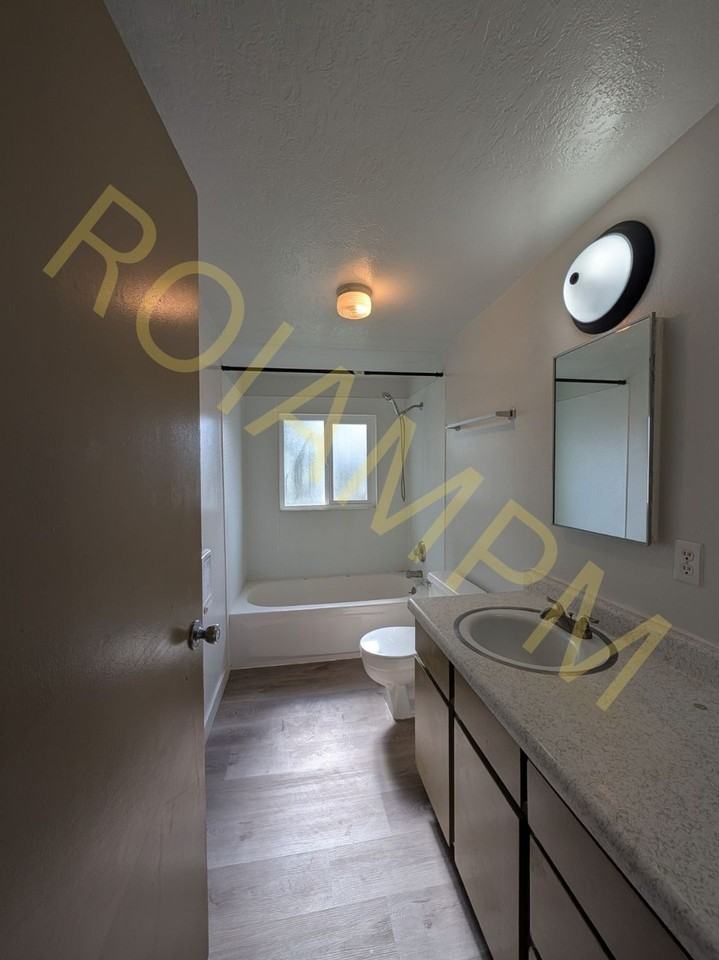 2-Bed 1-Bath Green Leaf Apartments - Photo 7 of 14