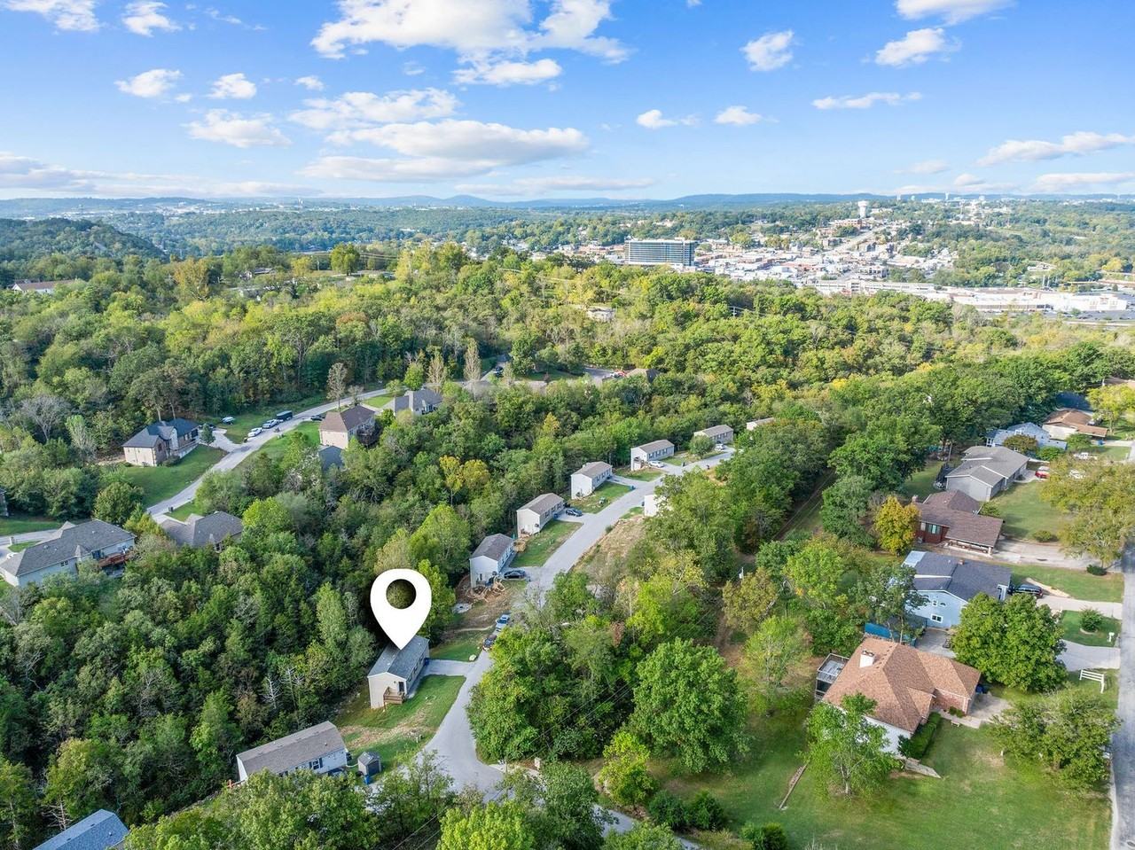 191 Woodbridge Estates Dr - Photo 4 of 37