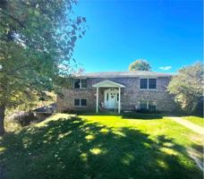 featured image of 120 Luanne Dr #1