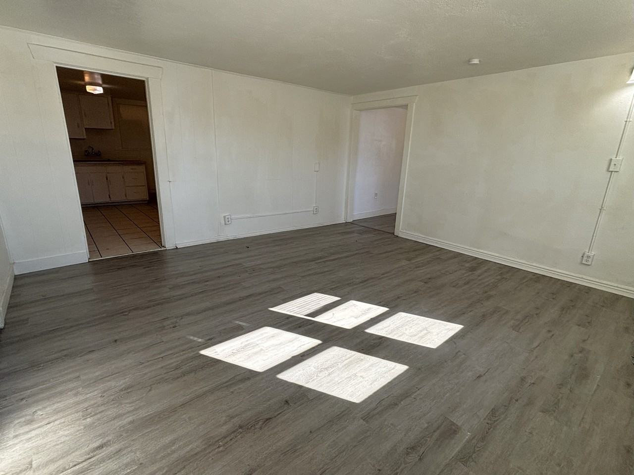 ID - 803 E Clark Street - AS - Photo 7 of 15