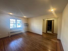 featured image of 21 Fruit Street