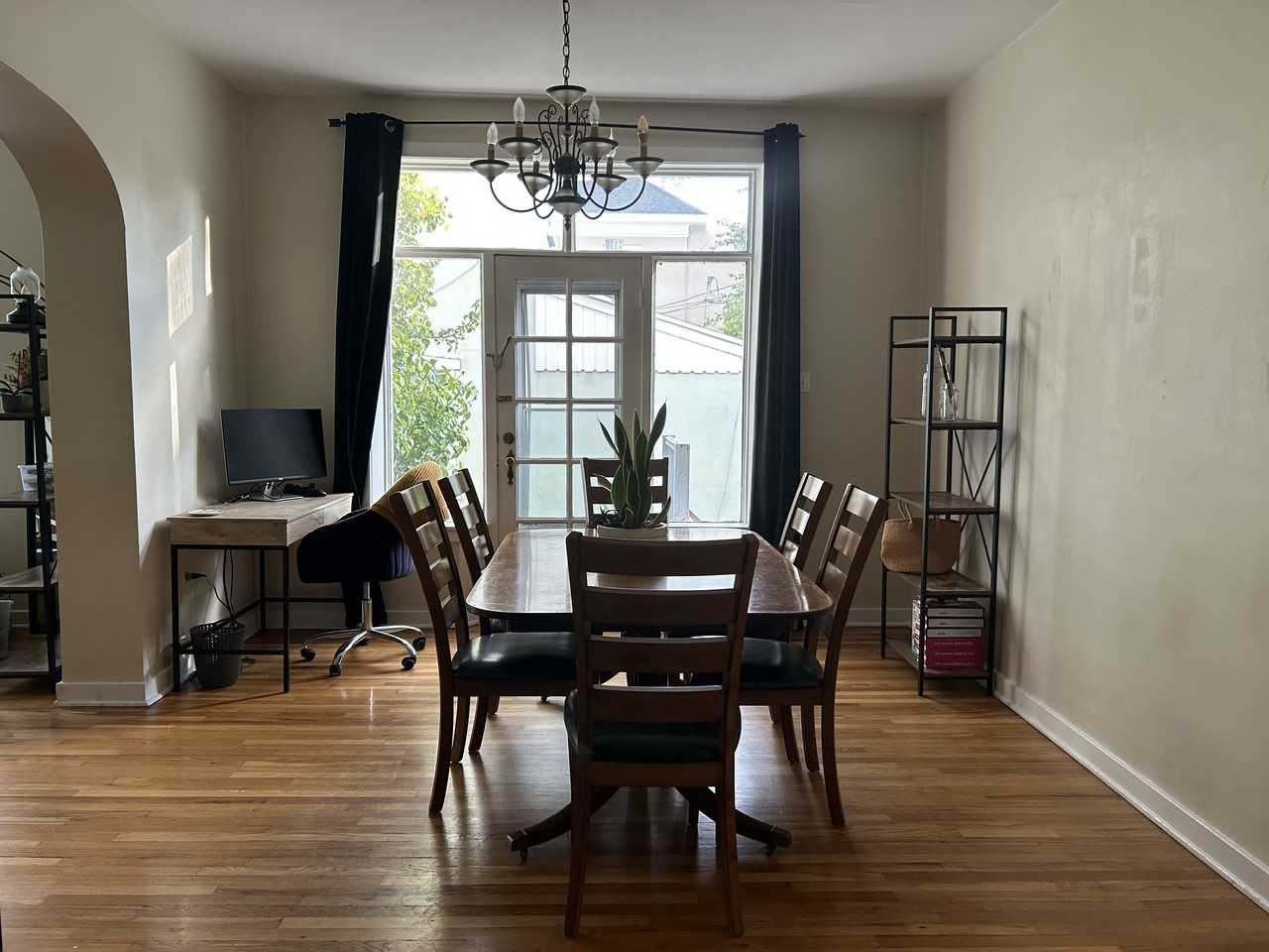 123 C Street East ##1 - Photo 3 of 9