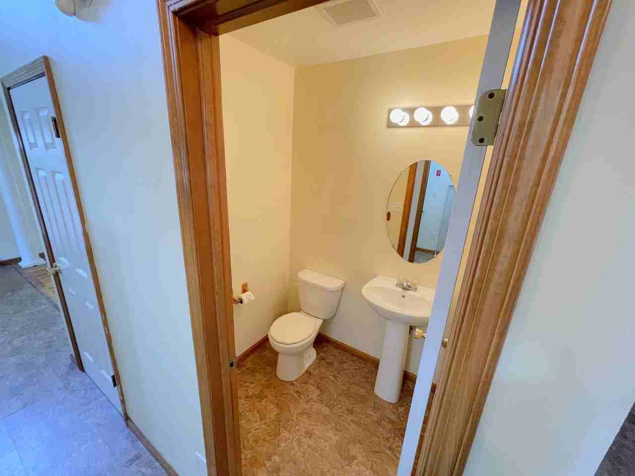 220 Concord Hill Dr - Photo 7 of 30