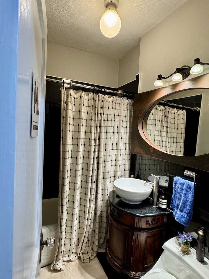 456 Beacon Street #10 - Photo 5 of 28