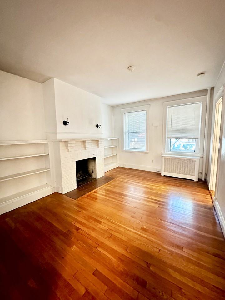 36 Linnaean St #1 - Photo 2 of 9