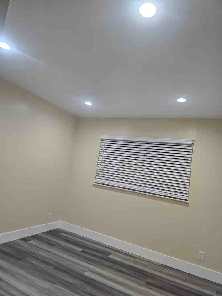 2114 Parker Street - Photo 4 of 36