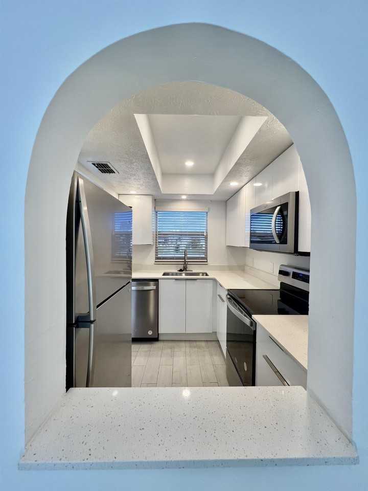 1330 Cape Coral LLC - Photo 2 of 22