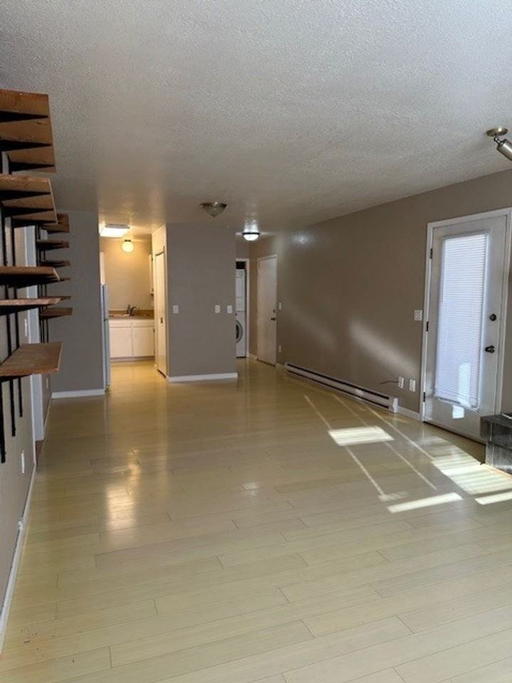 8601 Molanary Dr #11 - Photo 3 of 12