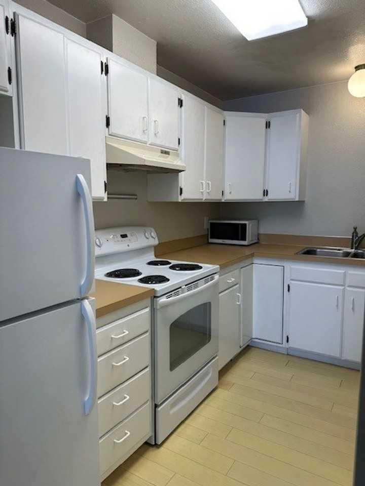 8601 Molanary Dr #11 - Photo 5 of 12