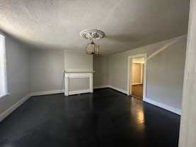 607 Maple St - Photo 1 of 1