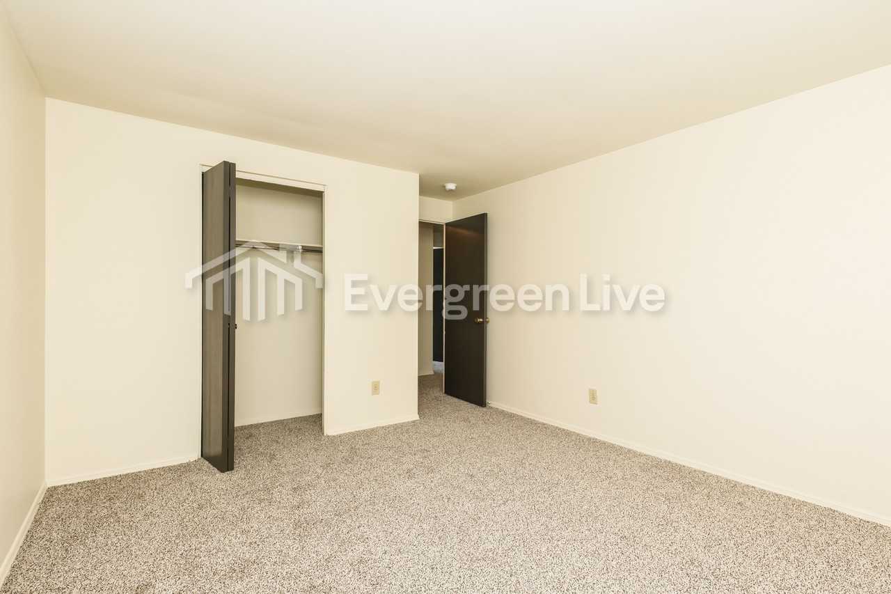 8027 Mount Hood - Photo 5 of 17