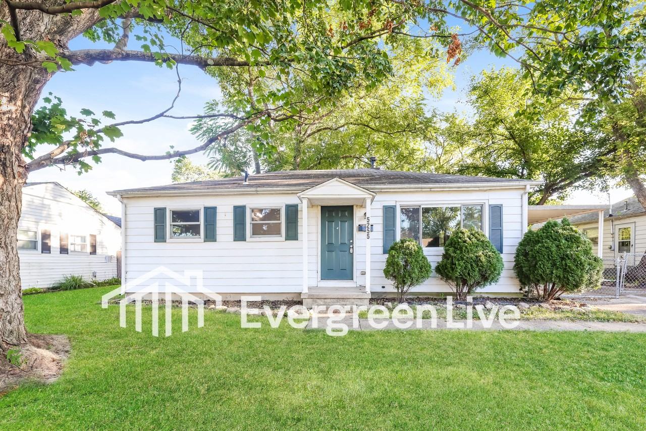 5255 Ferngrove Dr - Photo 2 of 16