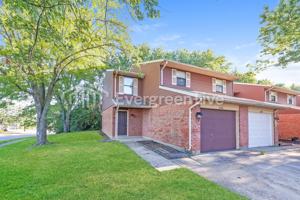 featured image of 2499 Cross Village Dr