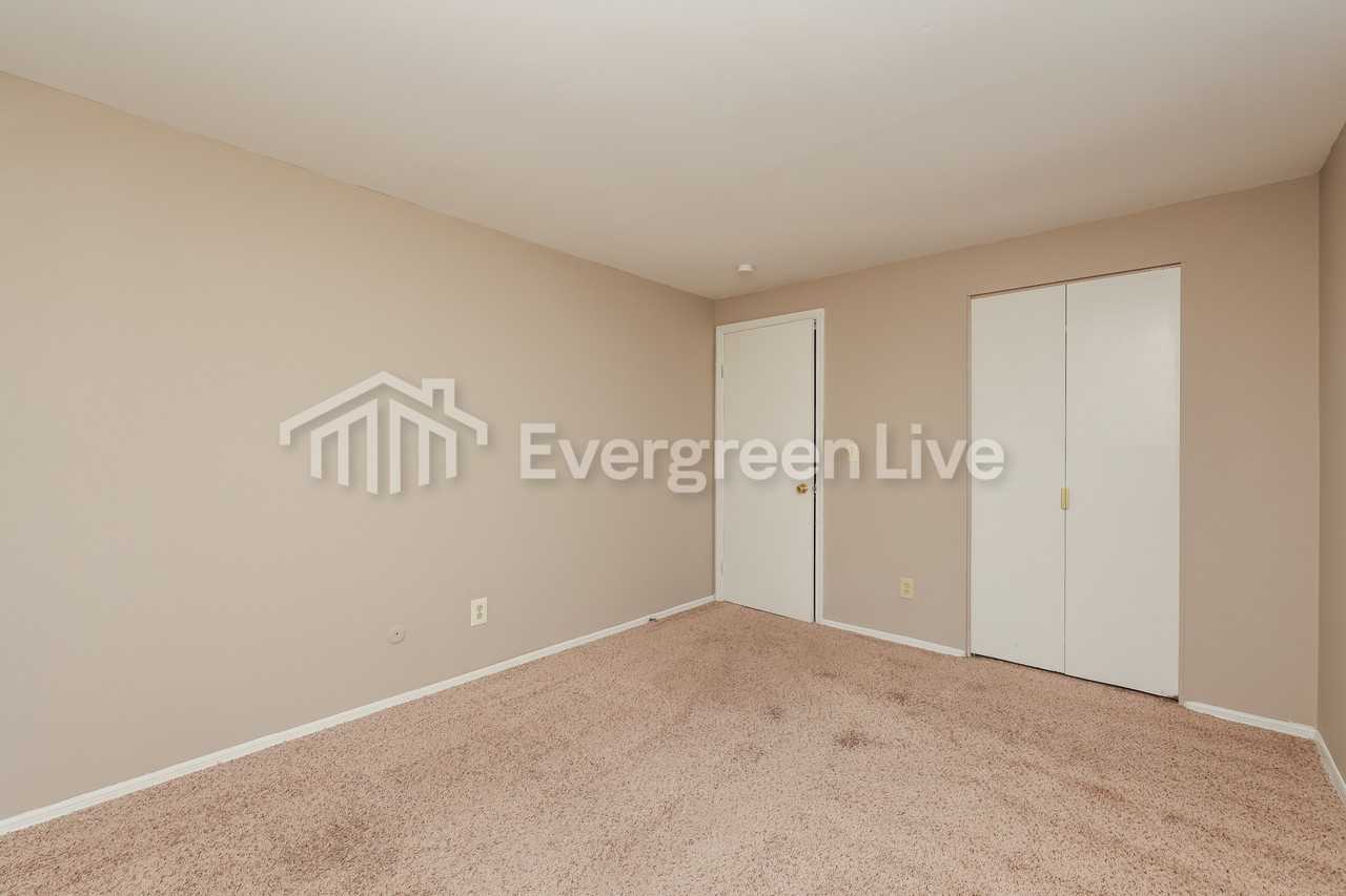 7757 Mount Hood - Photo 7 of 16