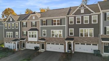 featured image of 400 Plaza Dr