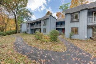 10 Deepwood Dr - Photo 1 of 1