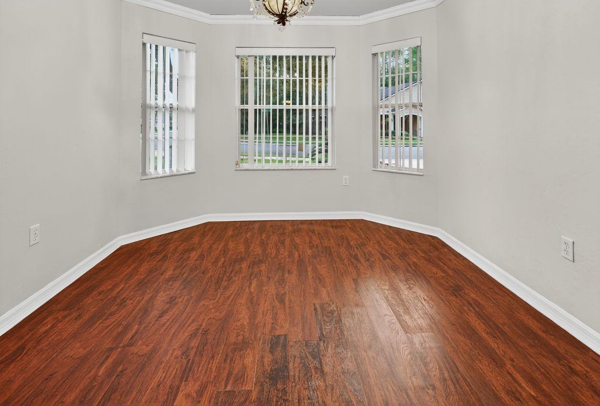 2114 Nw 52nd Pl - Photo 3 of 33