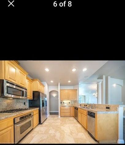 461 Spire Point Dr - Photo 2 of 8