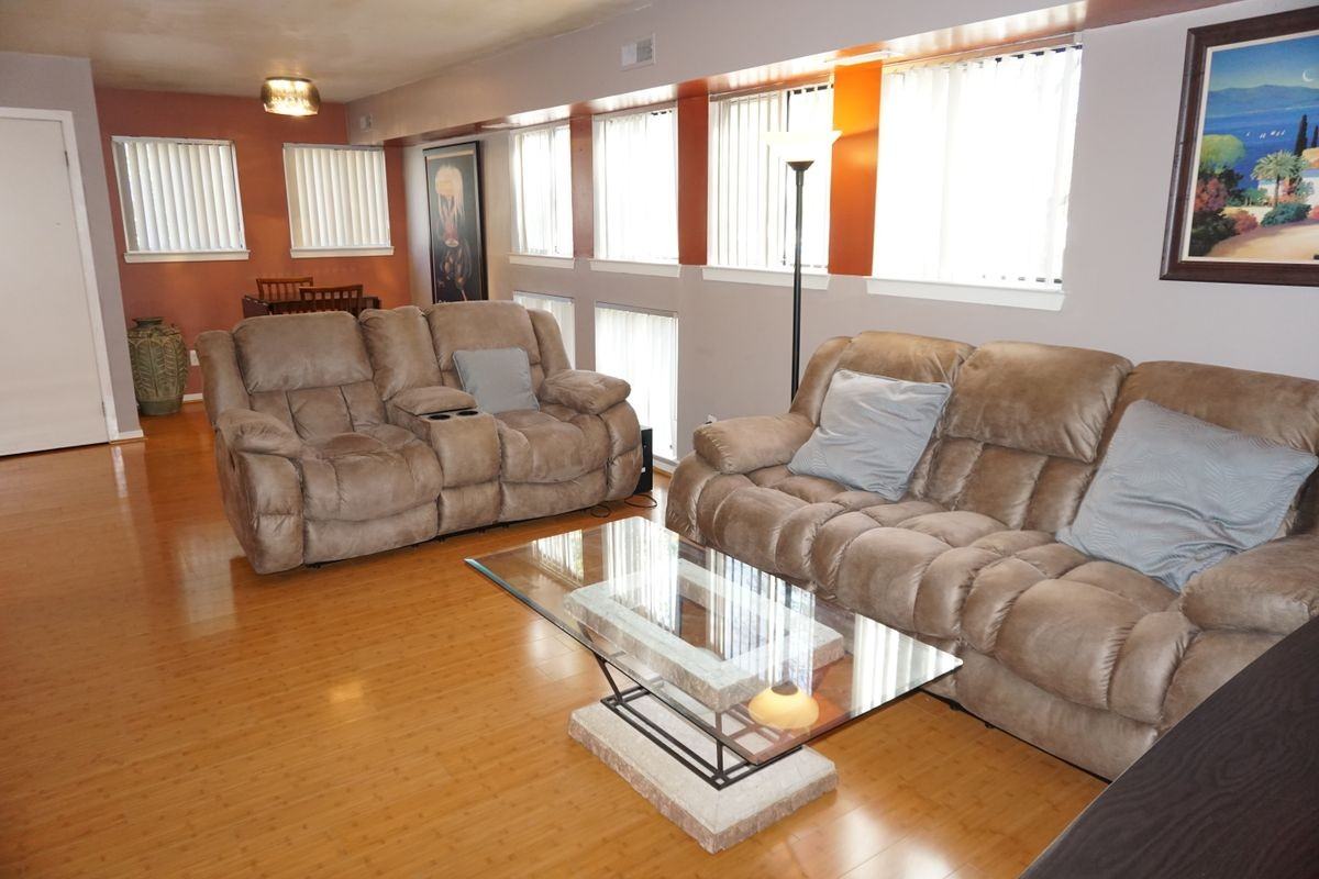 27991 Rollcrest Rd - Photo 5 of 17