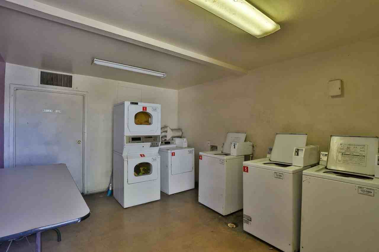 231E/2NDAVENUE - Photo 6 of 20